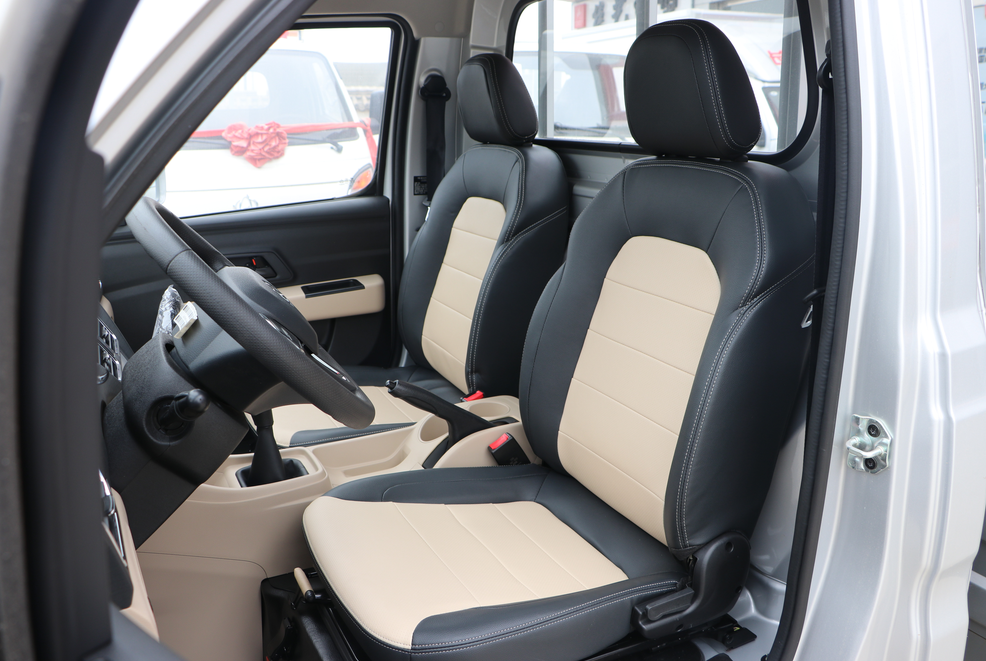 各方面表现都很能打静态体验长安跨越新豹t3plus