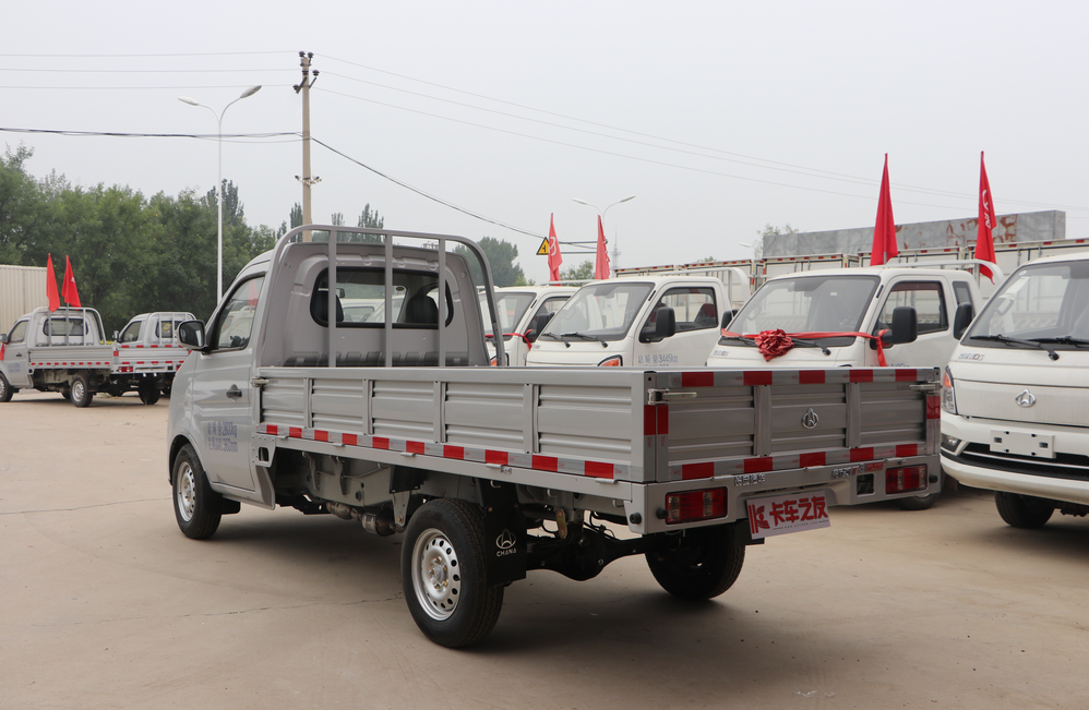 各方面表现都很能打静态体验长安跨越新豹t3plus