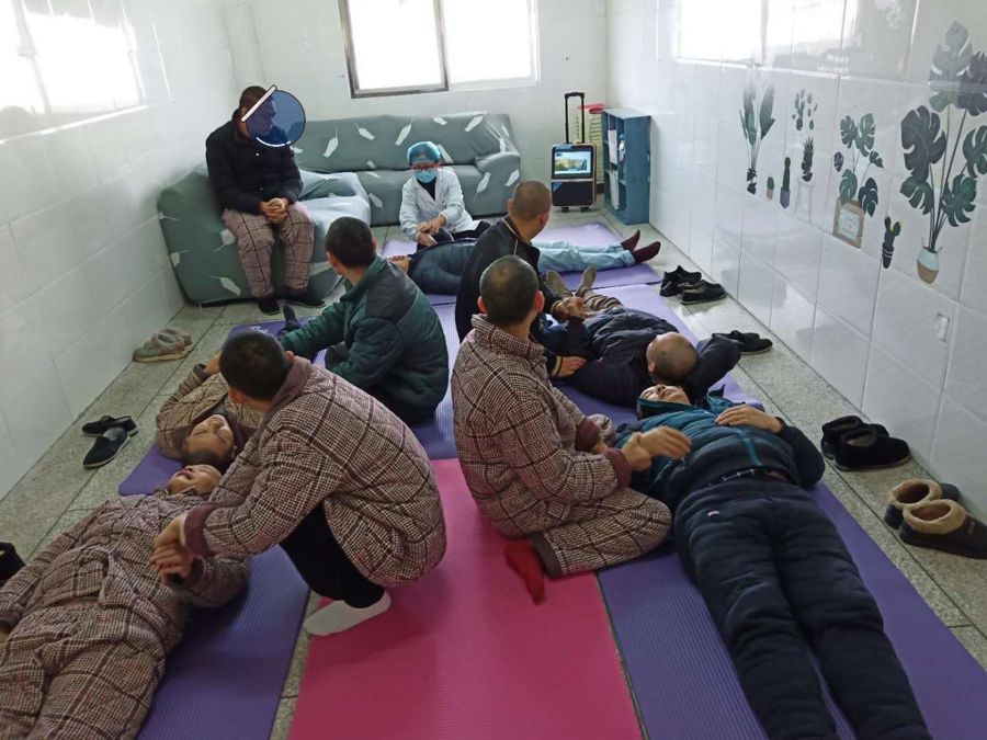 精神运动之“身心放松” ——三病区教患者如何应对疫情坏情绪(图2)