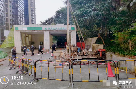 成都地铁8号线隧道被击穿！拱顶结构受损严重，大面积透水！的图8