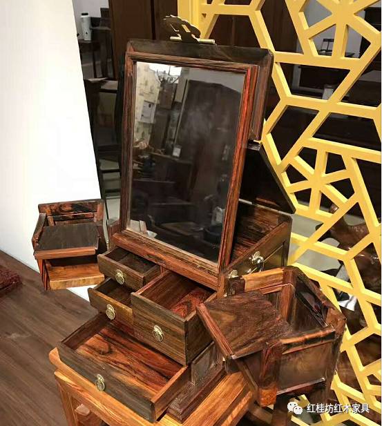 红木工艺品小摆件如何保养