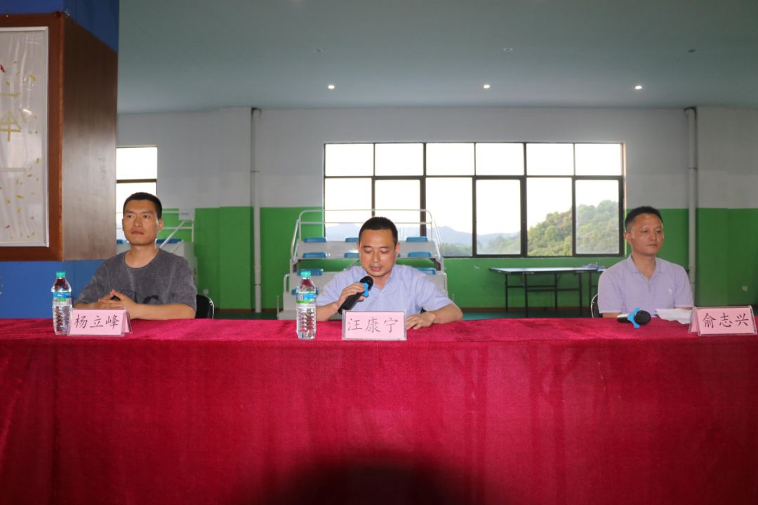 江西婺源茶业职业学院校园篮球赛顺利闭幕