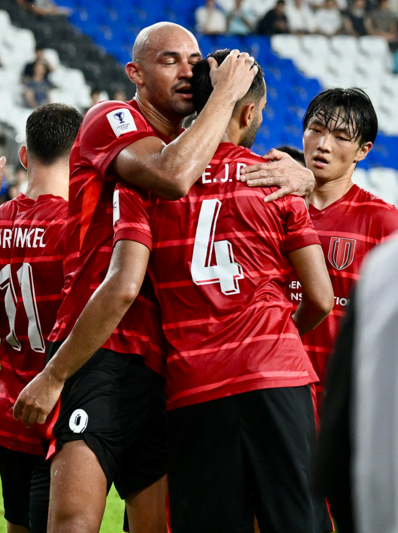 成都蓉城，亚冠首秀！球迷高喊：继续战斗插图4