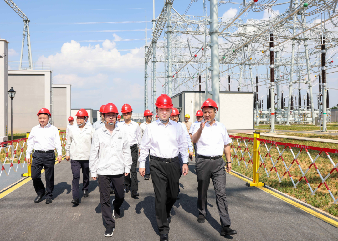 曹立军调研电网基础设施建设和迎峰度夏电力保障工作插图2