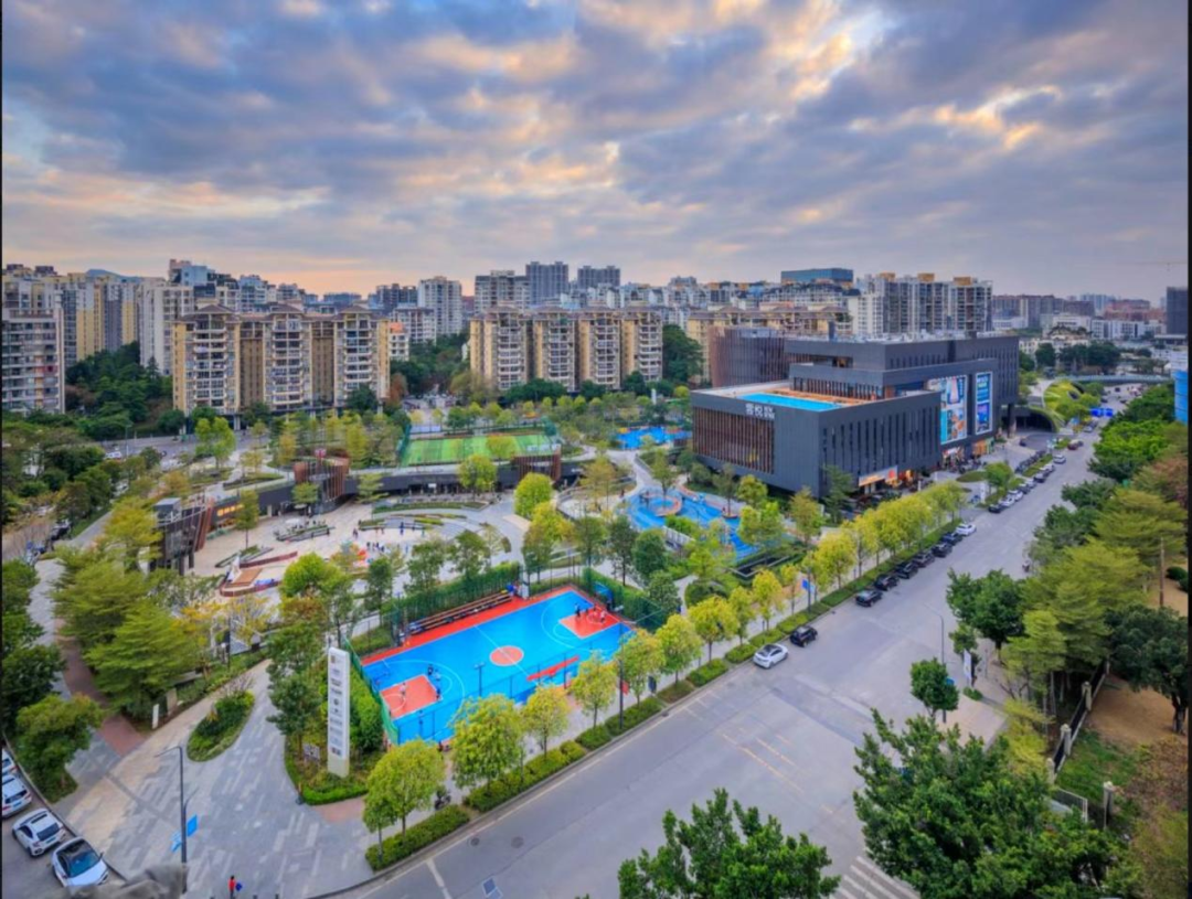 白云新世界云耀105-121㎡四*五房，值不值得买？