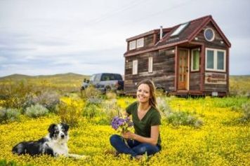 為了逃離房租和貸款，她拖著愛犬和房子旅行！沒想到竟意外收獲了... 寵物 第21張