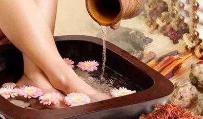 艾灸后出现这些情况，你离疾病治愈就差一步！