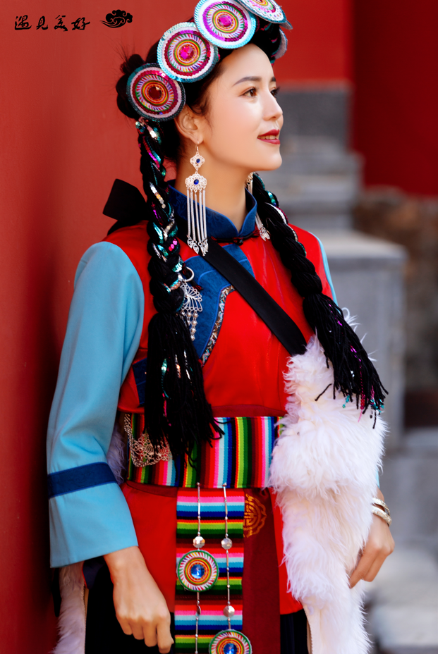 丽江非遗|纳西族传统女装"正装" :端庄与美丽并存_文旅丽江