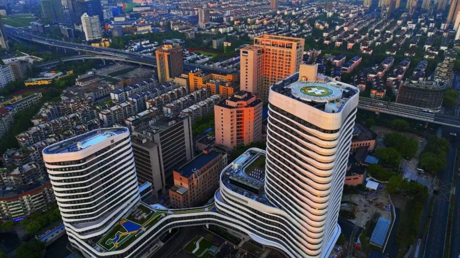 dr设备是什么【五期工程设备展示:联影uDR】联影智能DR在邵逸夫医院新大楼正式启用_新闻资讯_第2张_活检穿刺产品网 dr设备是什么【五期工程设备展示:联影uDR】联影智能DR在邵逸夫医院新大楼正式启用_https://www.jmylbn.com_新闻资讯_第2张