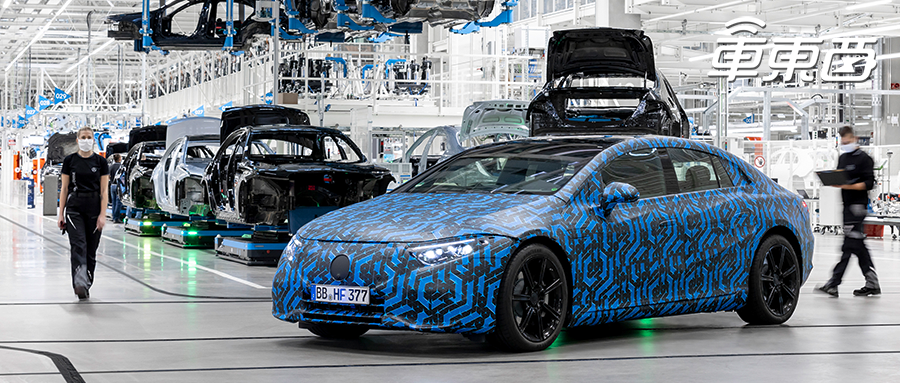 昨夜，奔驰亮出最强电动计划！明年就有四款纯电新车上市