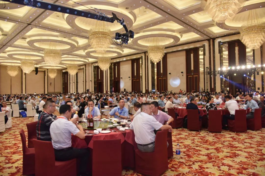 瓦楞包裝彩箱_瓦楞盒禮盒蓋子折疊方法_深圳瓦楞盒包裝印刷