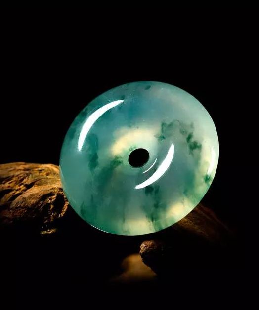 顶级翡翠为啥都不雕！