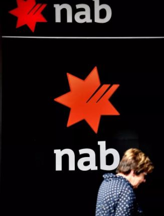 澳洲国民银行削减多项信用卡收费