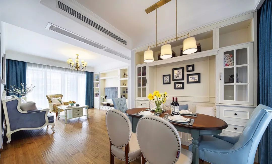 145㎡优雅美式4室2厅，蓝白色纯净视觉感！邂逅美好的浪漫生活