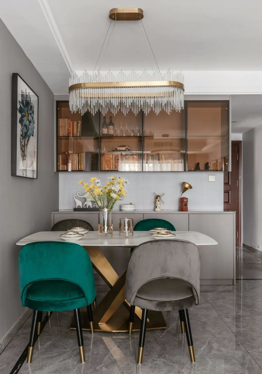 107㎡现代欧式风，这样优雅不张扬的设计，年轻人都喜欢！