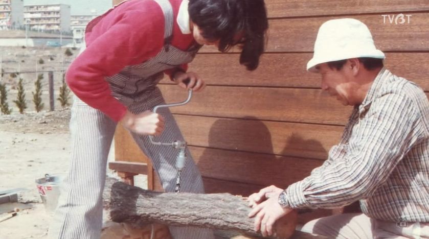 �ֱ�����Ƭ�õ�����������Ů���ѣ�����87�ꡱ