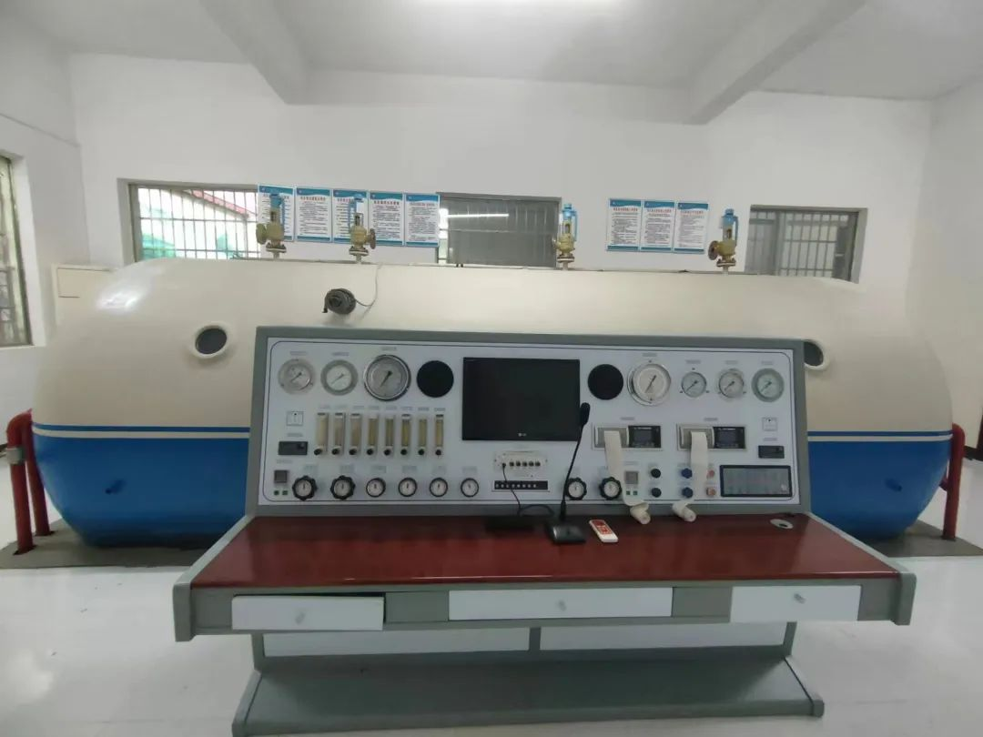 为什么医院的氧气好认识医院里的“头等舱”——解开神秘“高压氧舱”的面纱_https://www.jmylbn.com_新闻资讯_第13张