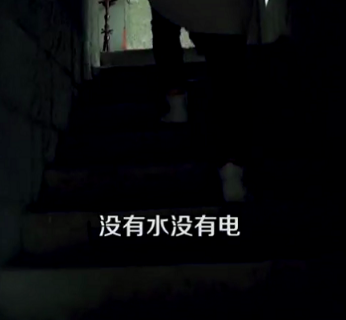 郑州5000人“流离失所”，住进烂尾楼王的他们，生活的坚强和心酸难以想象