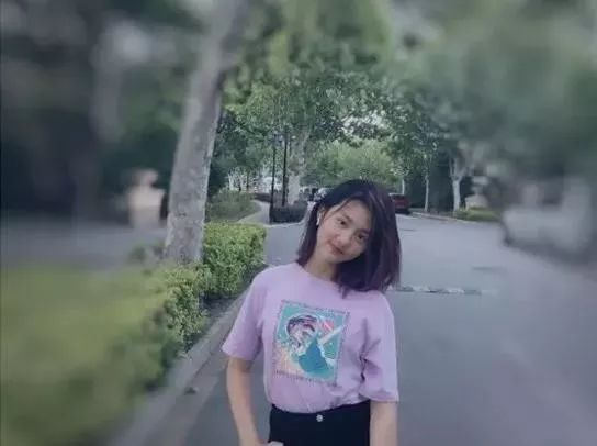 “星二代”黄多多当导演冲上热搜：抱歉，我有点悲观...（组图） - 7