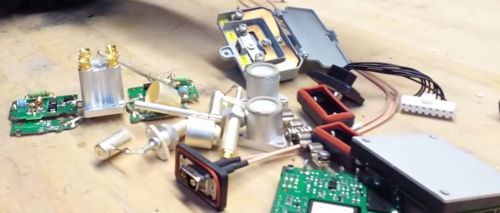 華為基站拆解曝光：PCB設計+高頻走線，完美的像藝術品！的圖12