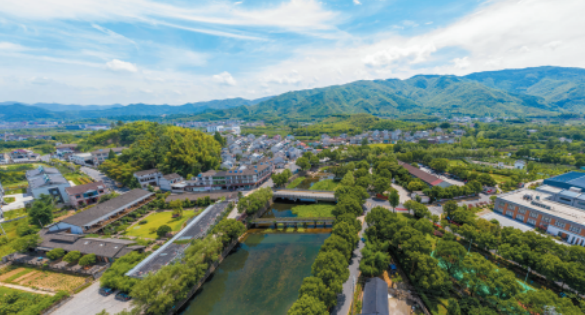 媒体聚焦余姚市梁弄镇横坎头村浙东红村蹚出共富新路