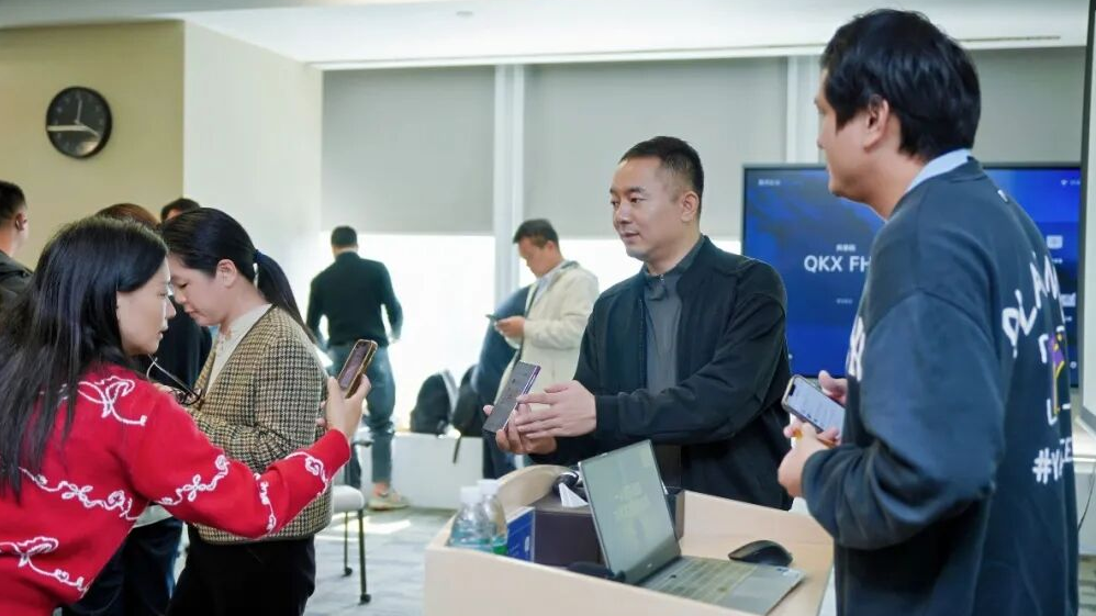 专题分享之后，学员们纷纷加张海龙微信，期待更多交流与共创