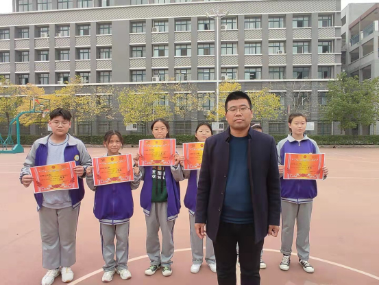 淮阳羲城中学远洋部举行运送乒乓球比赛