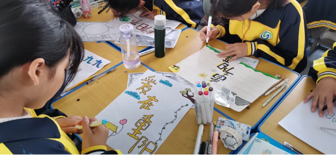 淮阳区羲城中学开展重阳节节日主题系列课程