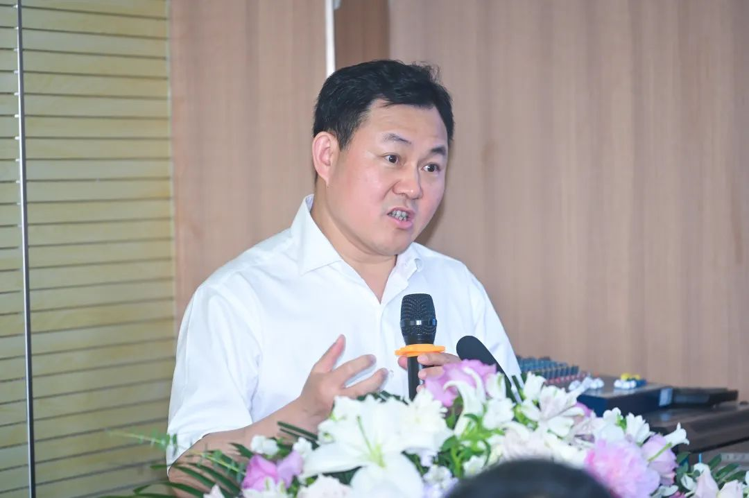 蛇牌学院是什么强强联合，共创辉煌！武汉大学中南医院-蛇牌学院（中国）华中地区神经外科培训中心顺利揭牌！_https://www.jmylbn.com_新闻资讯_第16张