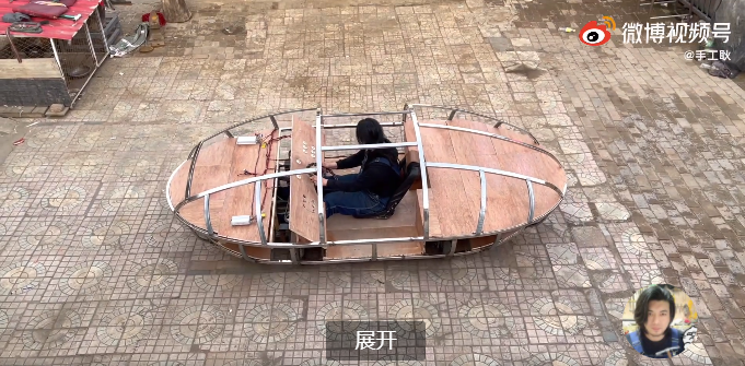 “手工耿”史詩(shī)級(jí)"發(fā)明“：可以橫著走的概念車！網(wǎng)友喊話雷軍投資的圖7