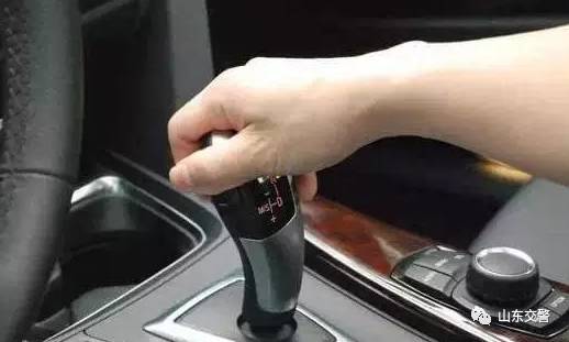 “ߵת”“͵ת”ĸ͡ٳ