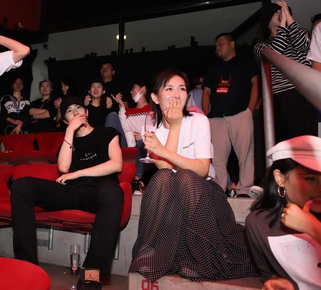 张杰鸟巢演唱会为啥能承包热搜？