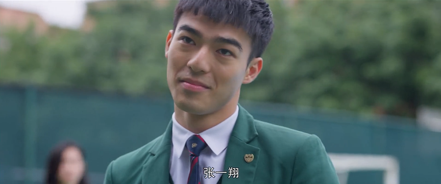 幻想中,纯情男高中生和美丽女老师的禁忌爱与恋的氛围感完全找不到