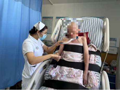康复 站床是什么【健康科普】从“躺”到“站”：站立床训练，开启康复新希望！-上海聚慕医疗器械有限公司