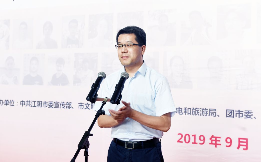 翰墨薪传礼赞新中国 江阴好少年笔歌墨舞茁壮成长