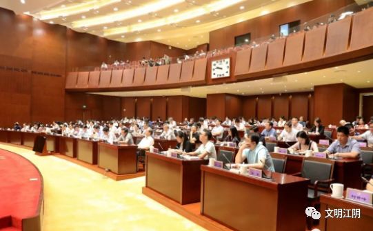 不忘初心牢记使命 这江阴人受邀到省里上了堂教育课