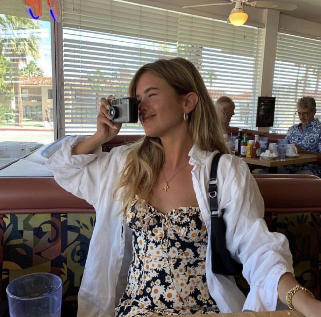 Lisa、Jennie都愛的「小雛菊」火了！紅遍時尚圈，小資女也能入手 時尚 第3張