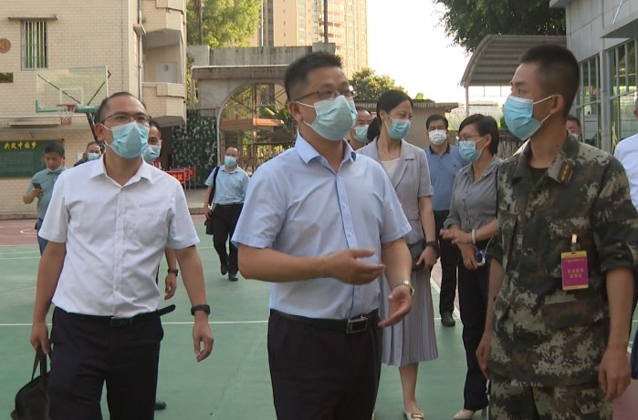 縣長陳超常慰問駐軍部隊官兵-肇慶市廣寧縣人民政府網站-手機版