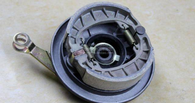 碟刹好还是鼓刹好？(图7)