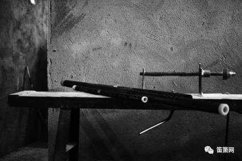 竹林深处 与 宁屈不折 两幅拍摄于铜岭桥的苦竹培育基地,景色优美