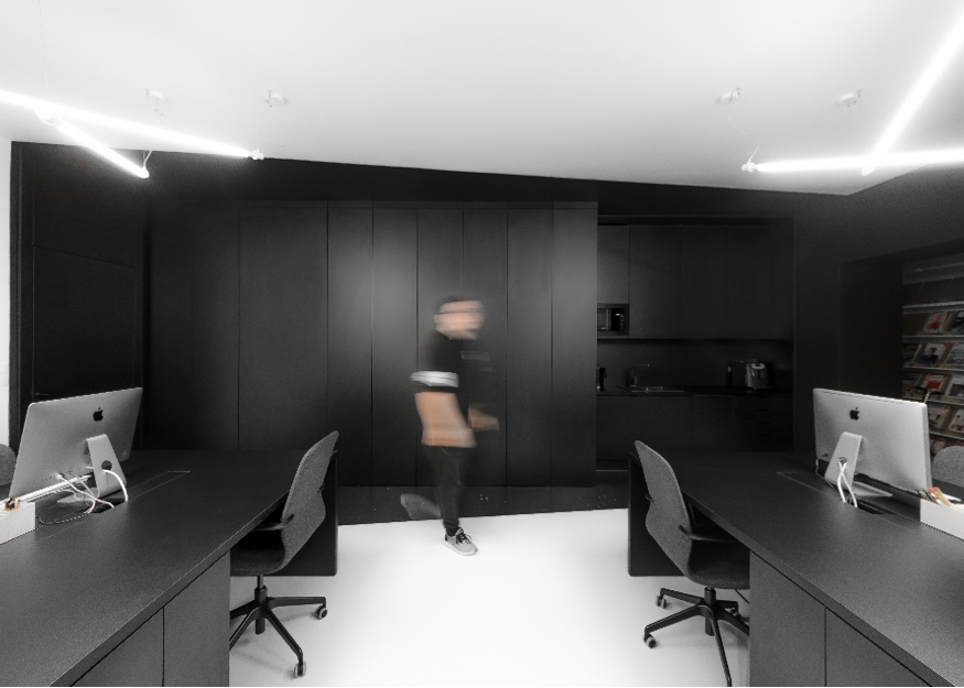 波兰Modelina 办公室,使用保丽Standard XL乙烯基地板2