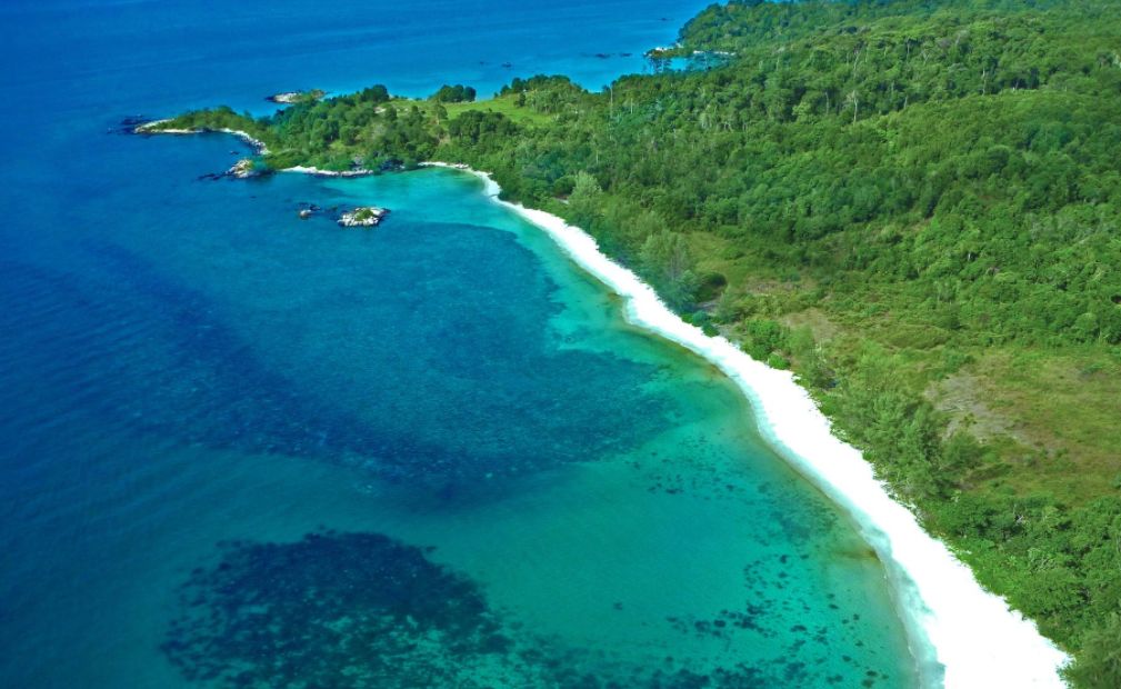比馬代便宜，比巴厘島更美，機票2K+，這個小島快藏不住了...| 世界邦推薦 旅遊 第3張