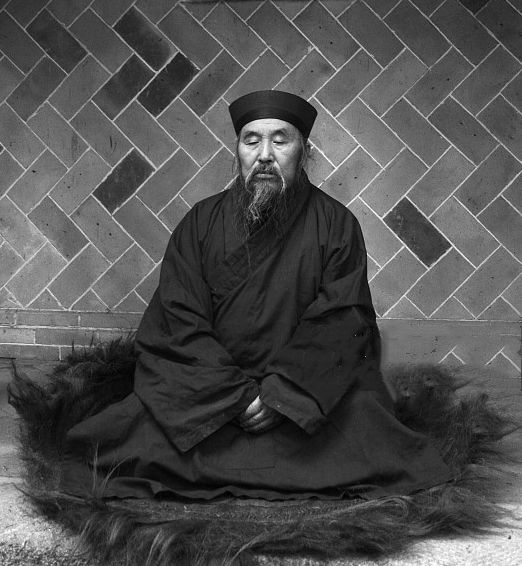 道家打坐的方法及打坐的十二心法