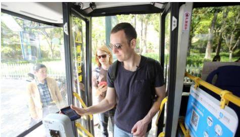 厉害了！从跟跑到领跑，中国有望第一个冲入5G时代！