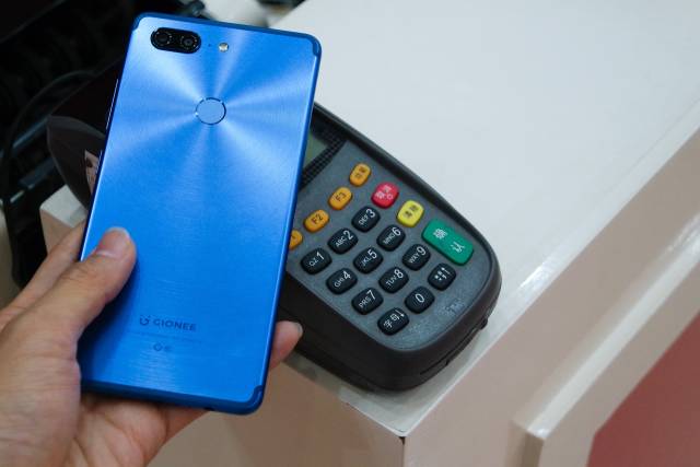 厉害了！从跟跑到领跑，中国有望第一个冲入5G时代！