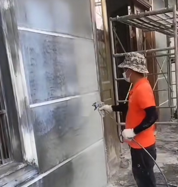噴涂底漆.png
