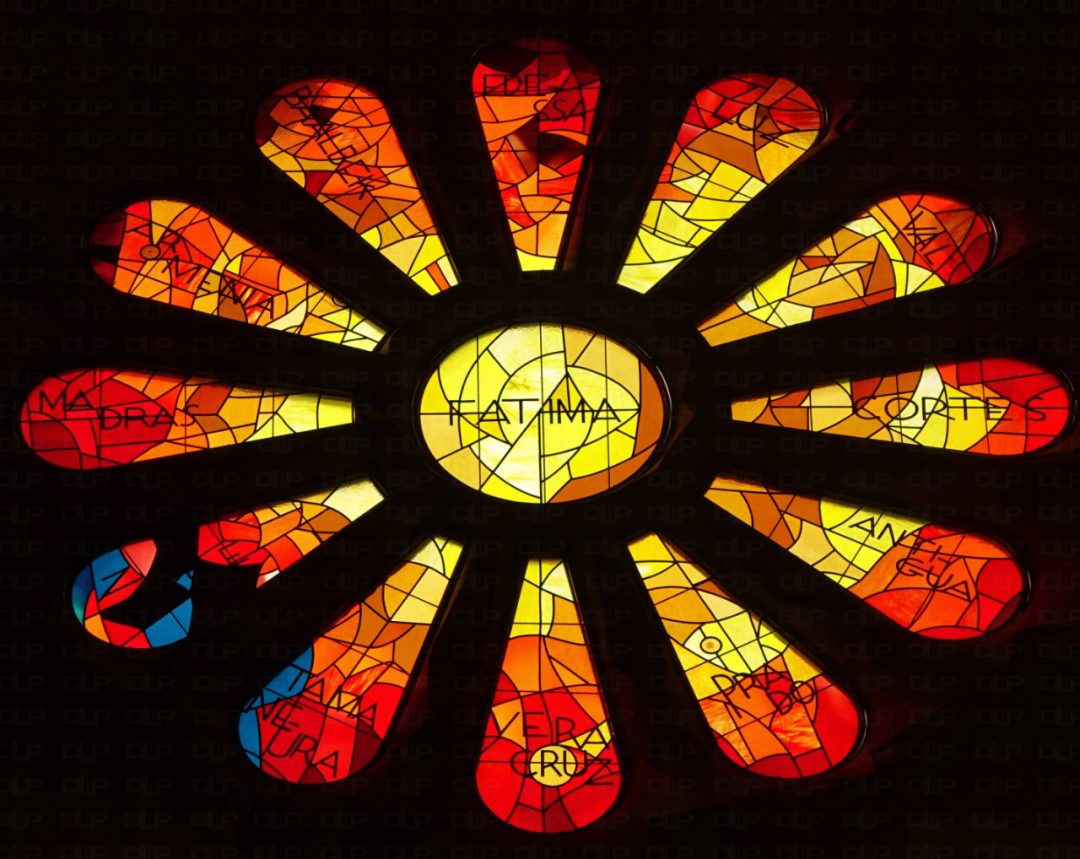 艺术与设计 - 世界上最美的彩色玻璃花窗,每一扇都藏着一段经典历史