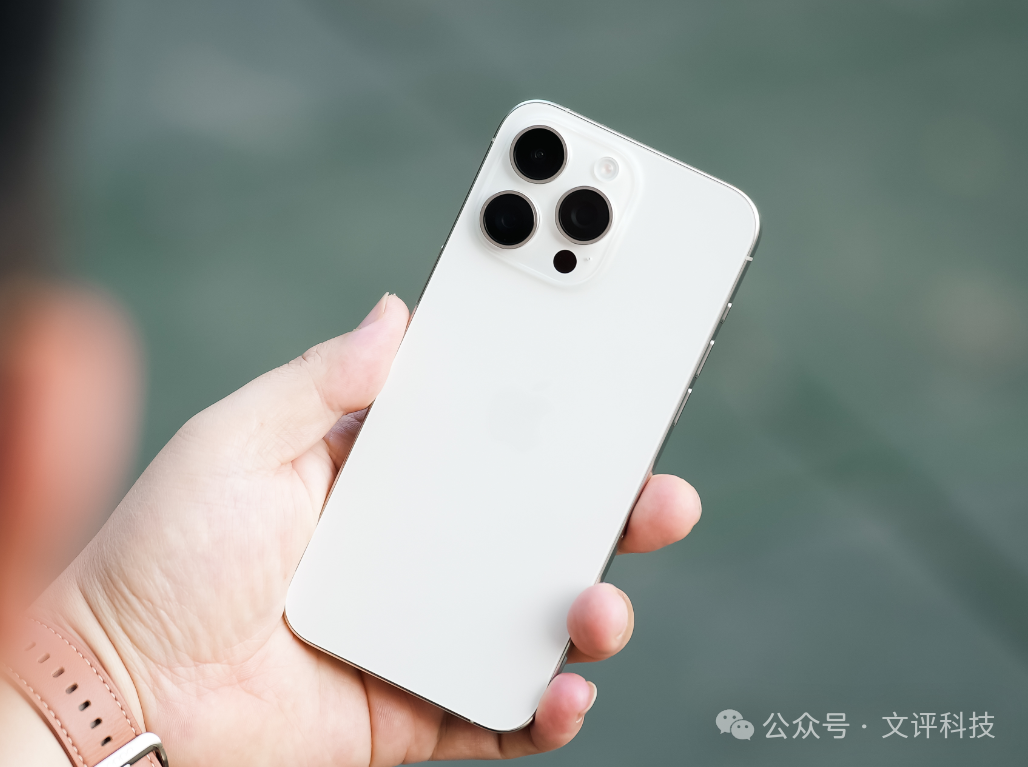 2024接近“零差评”的3款手机，配置顶级信号强，一步到位用6年