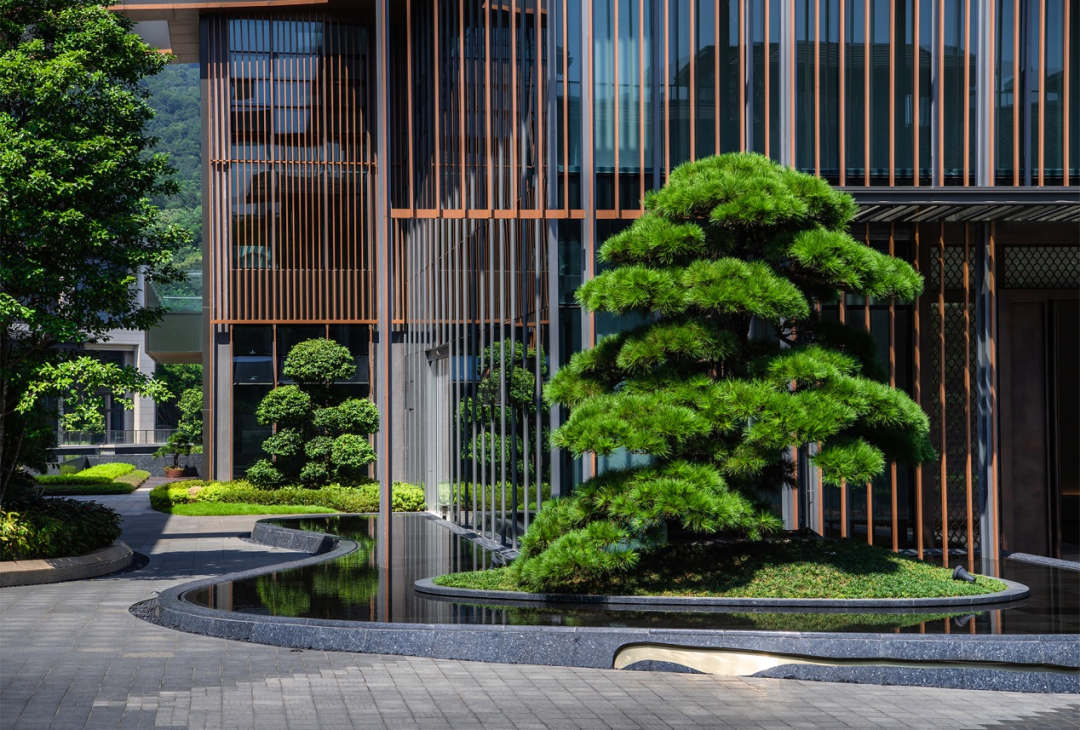 白云山豪宅，珠光云山壹号加推新品特价叠墅206-241 ㎡