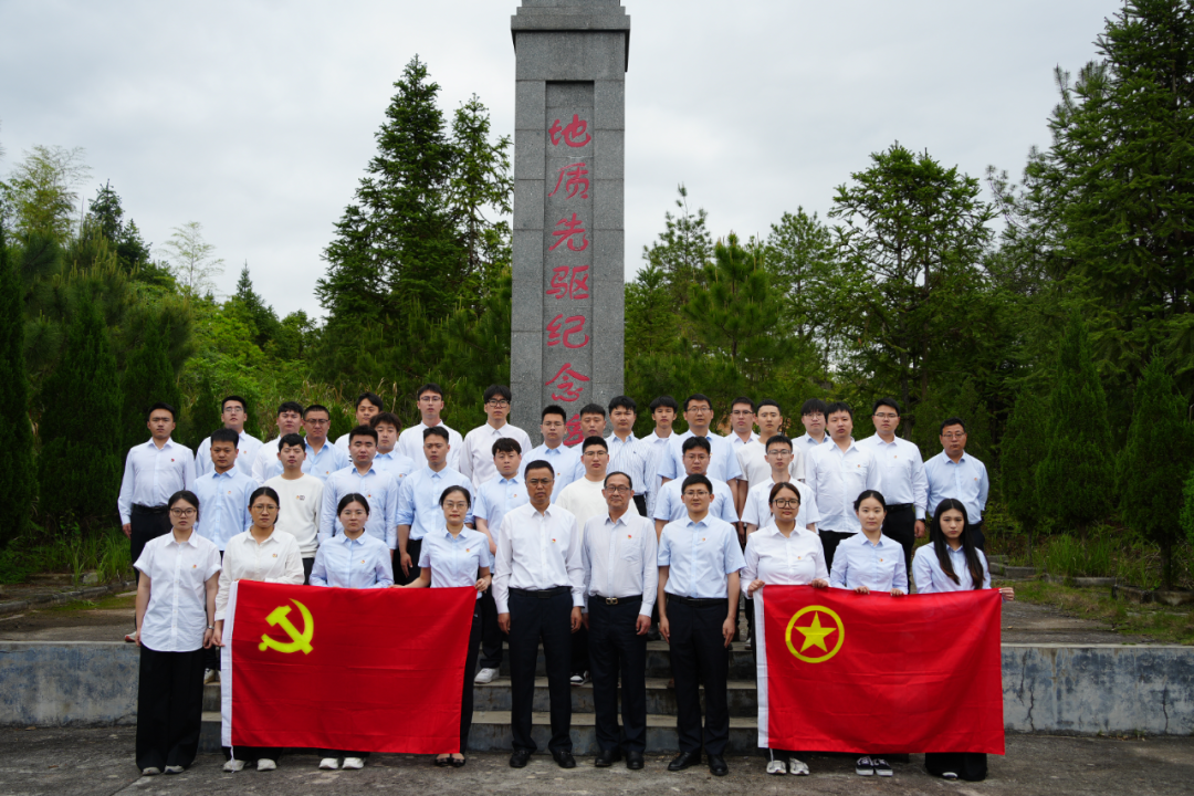 合影.JPG